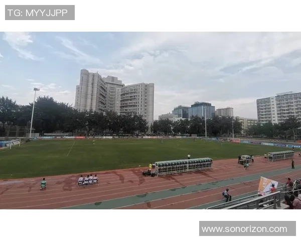 重庆篮球队在洲际杯积分榜中以97分稳居第一名展现强劲实力 重庆篮球队在洲际杯积分榜中以97分稳居第一名展现强劲实力