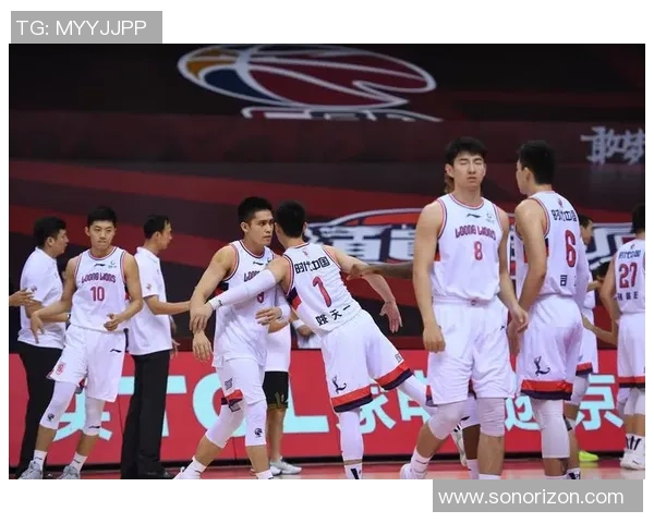 广州篮球队的独特节奏与战术解析探索球队风格与未来发展方向 广州篮球队的独特节奏与战术解析探索球队风格与未来发展方向